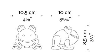 Dimensions of Rana in Vetro di Murano, a Murano glass frog, Promemoria's mascotte, available in several different colors, from Promemoria's catalogue | Promemoria