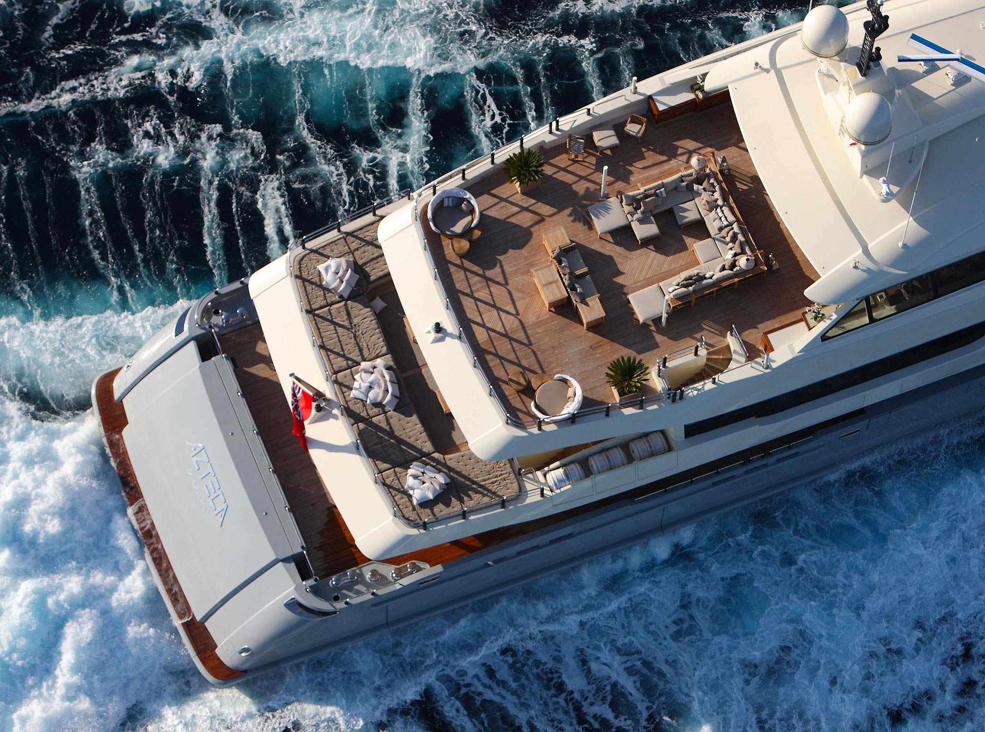 Rooftop of the AZTECA Yacht furnished with Promemoria | Promemoria